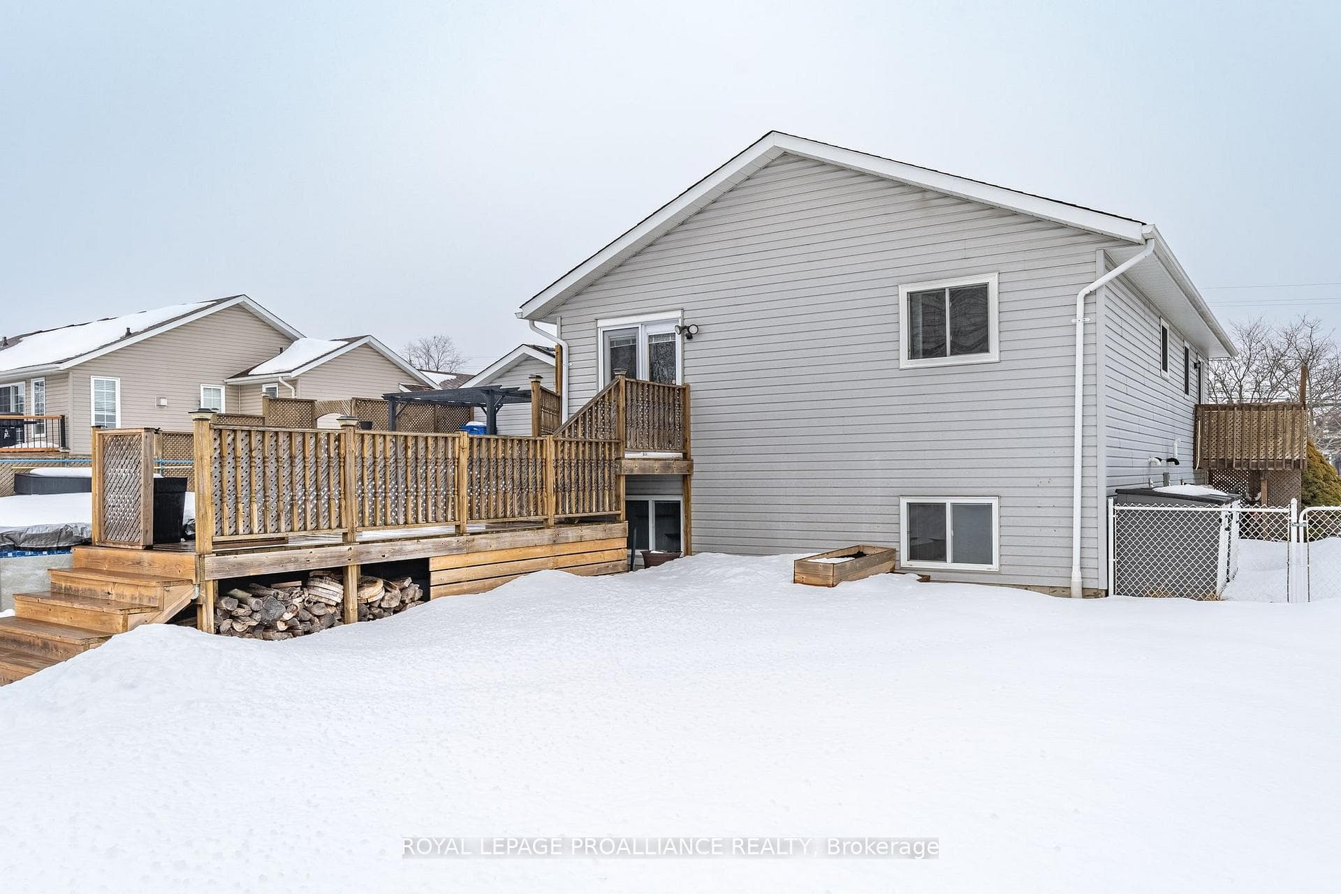 287 Montrose Road photo 39
