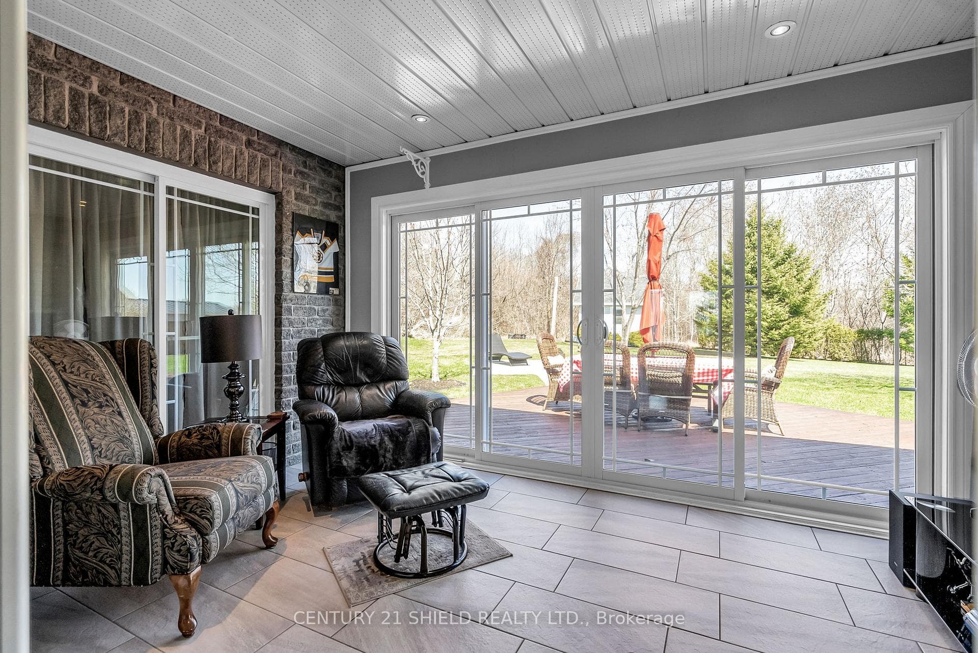 6717 Purcell Road photo 9