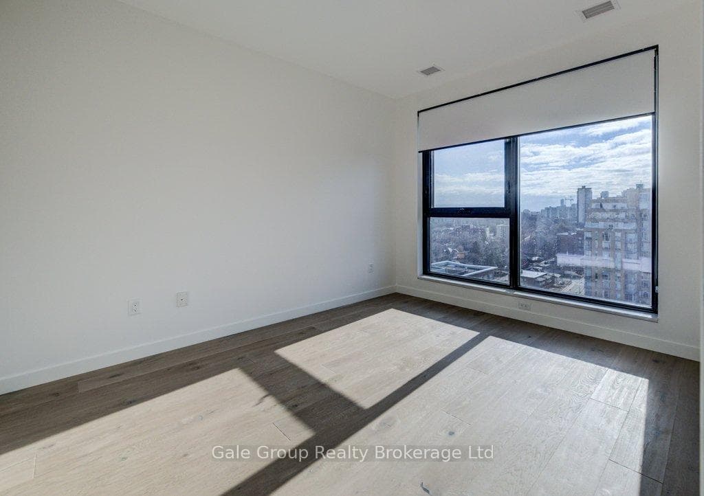 181 King Street Unit 1410 photo 22