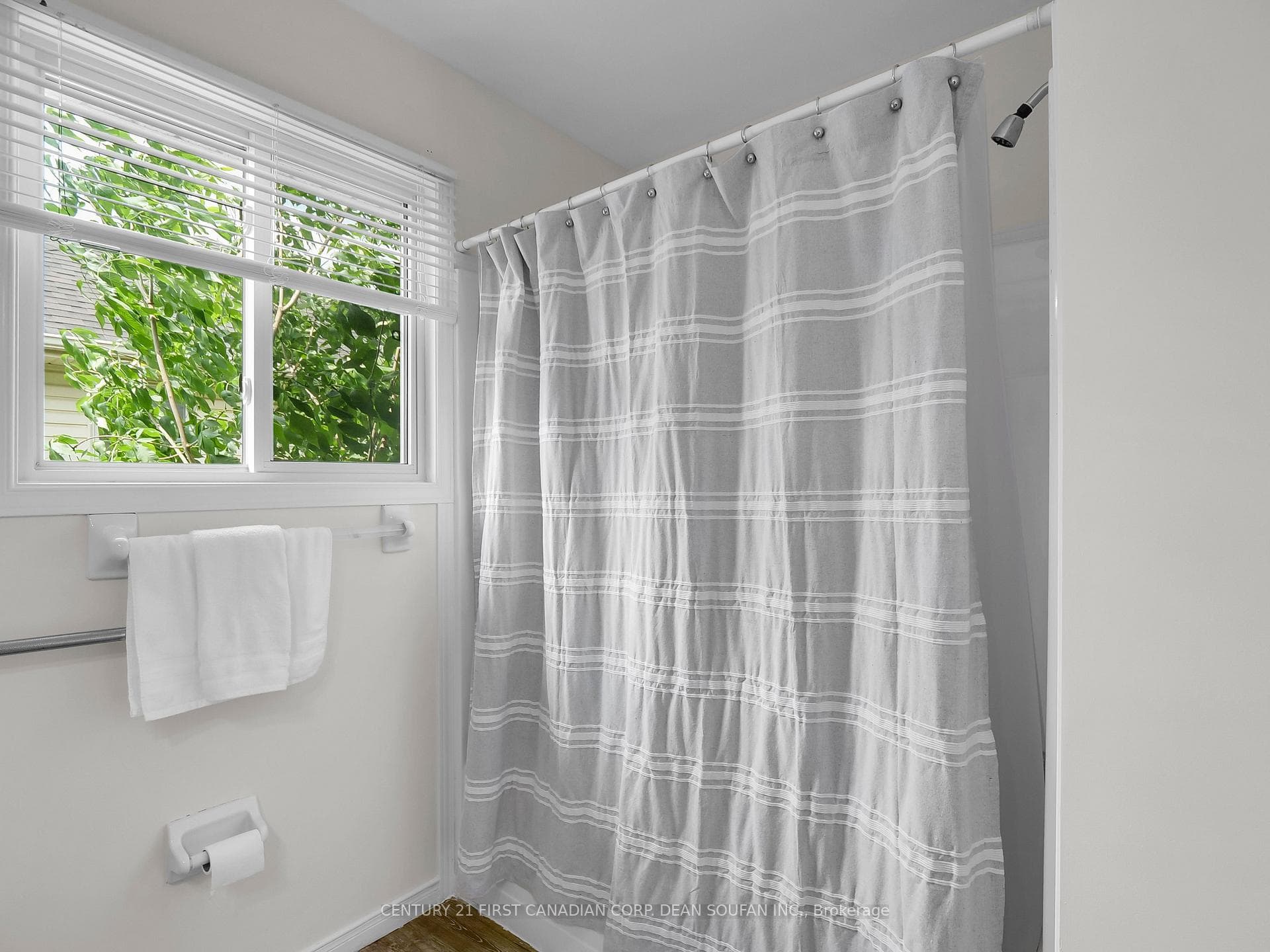 1735 Jubilee Drive photo 31