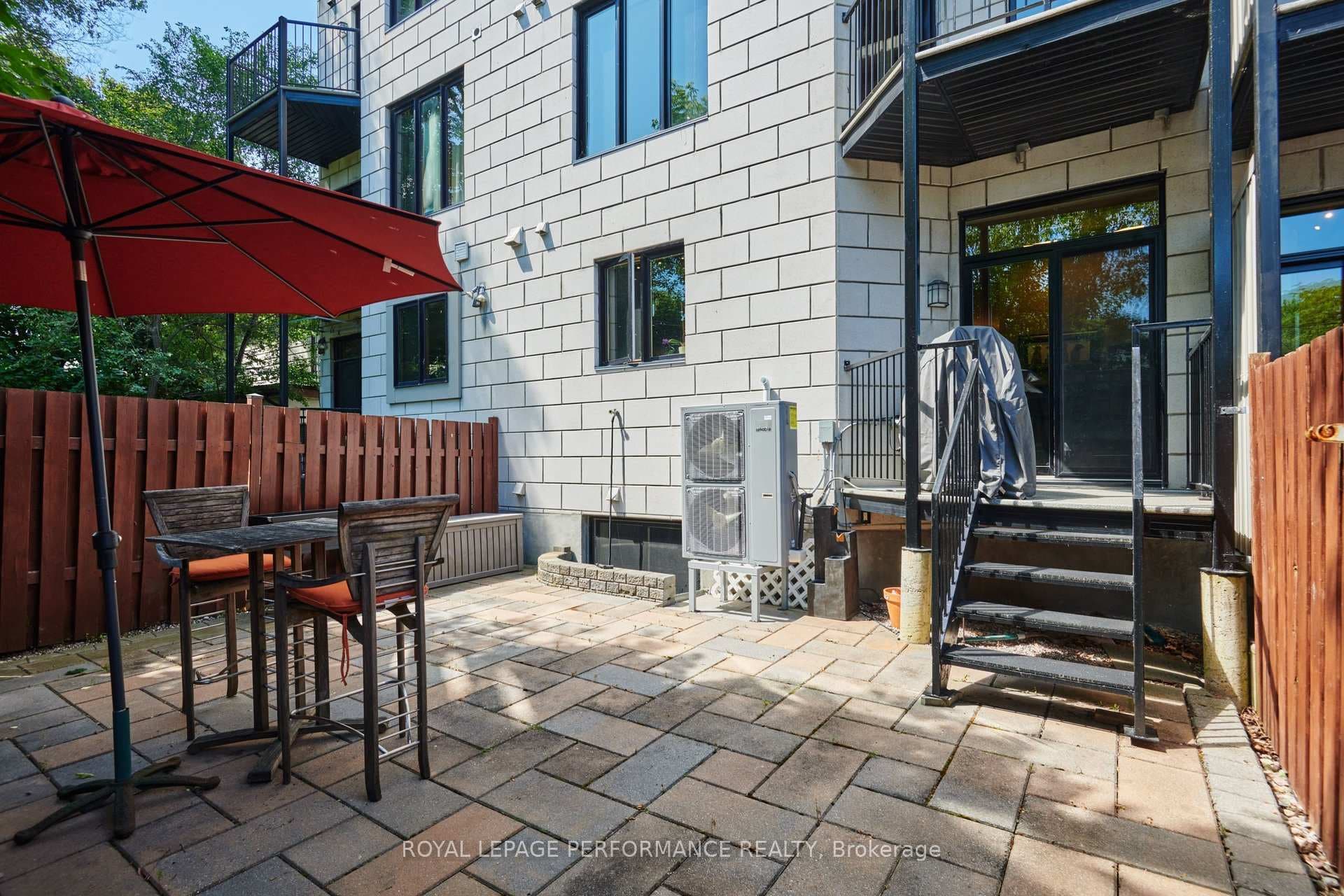 Private courtyard