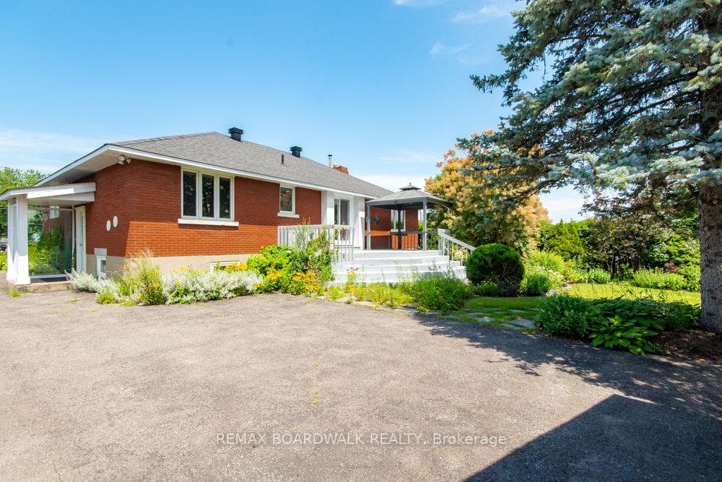 3654 Navan Road photo 44