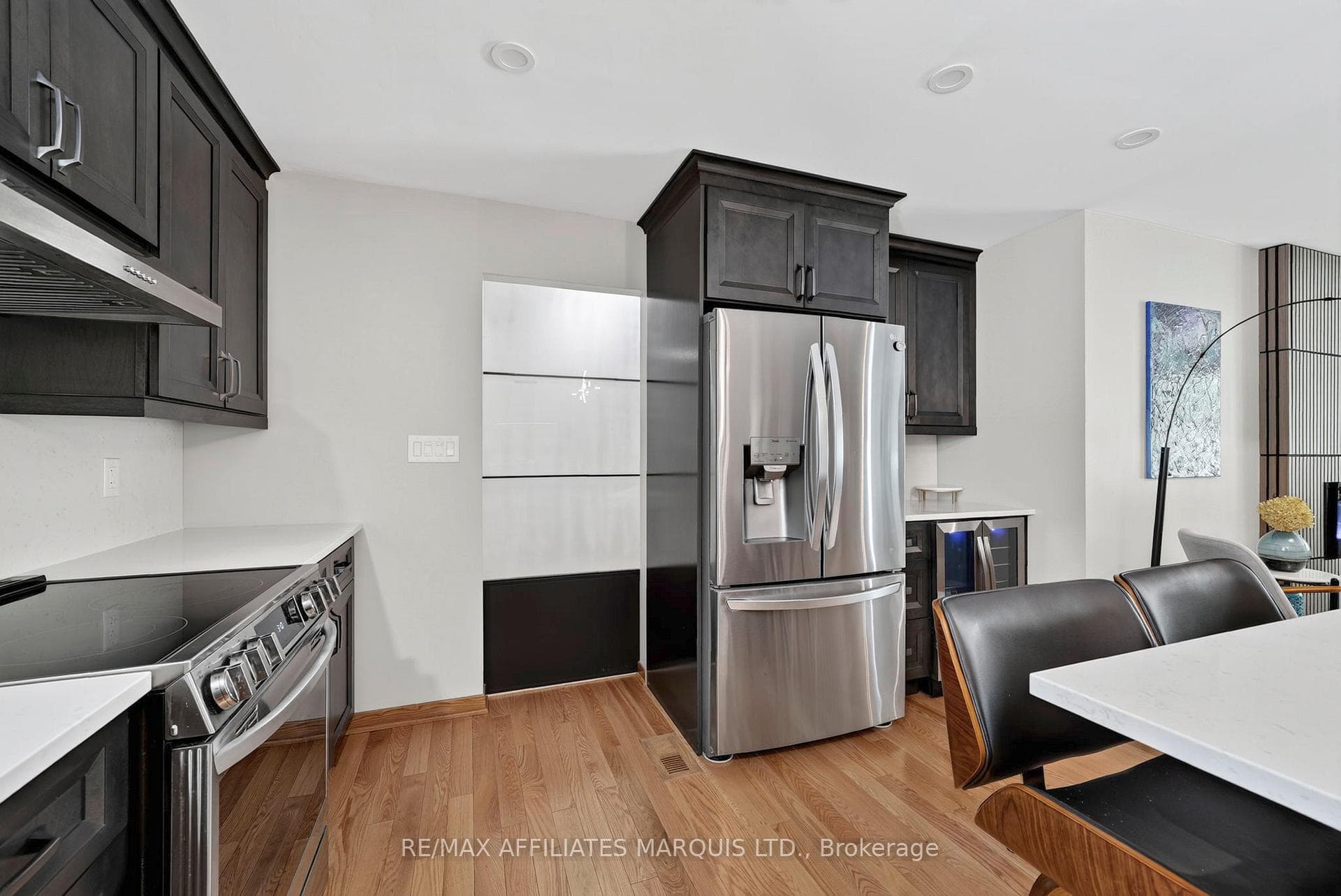 1628 Grant Avenue photo 12