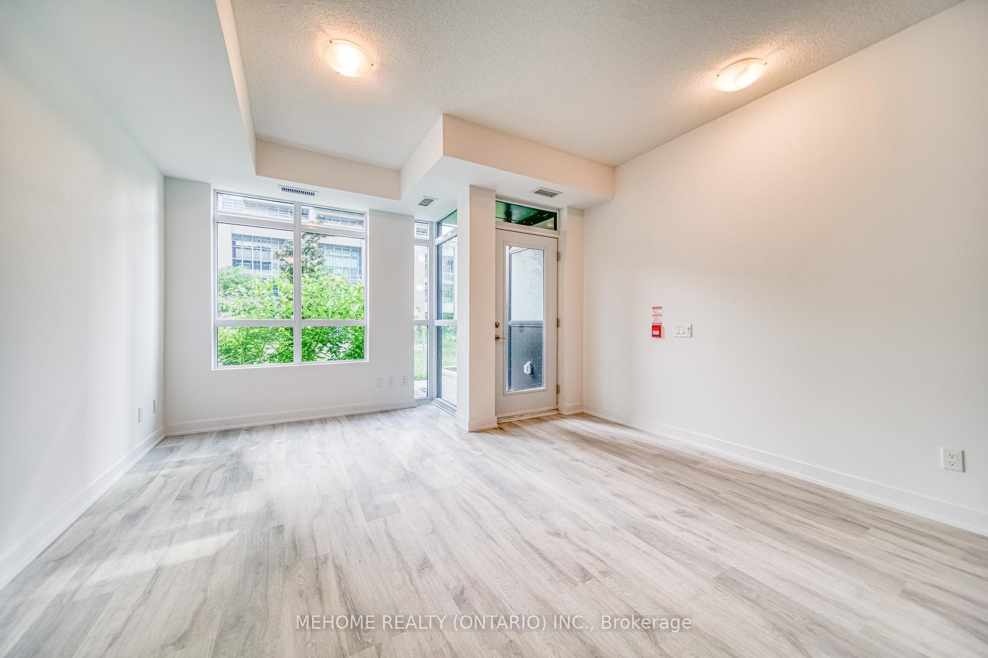 251 Manitoba Street Unit 110 photo 14