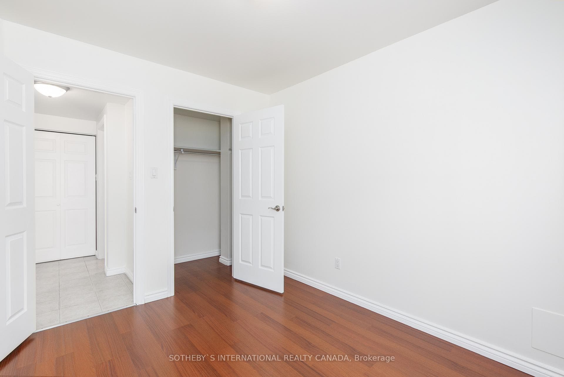 79 Heatherside Drive Unit Lower photo 7