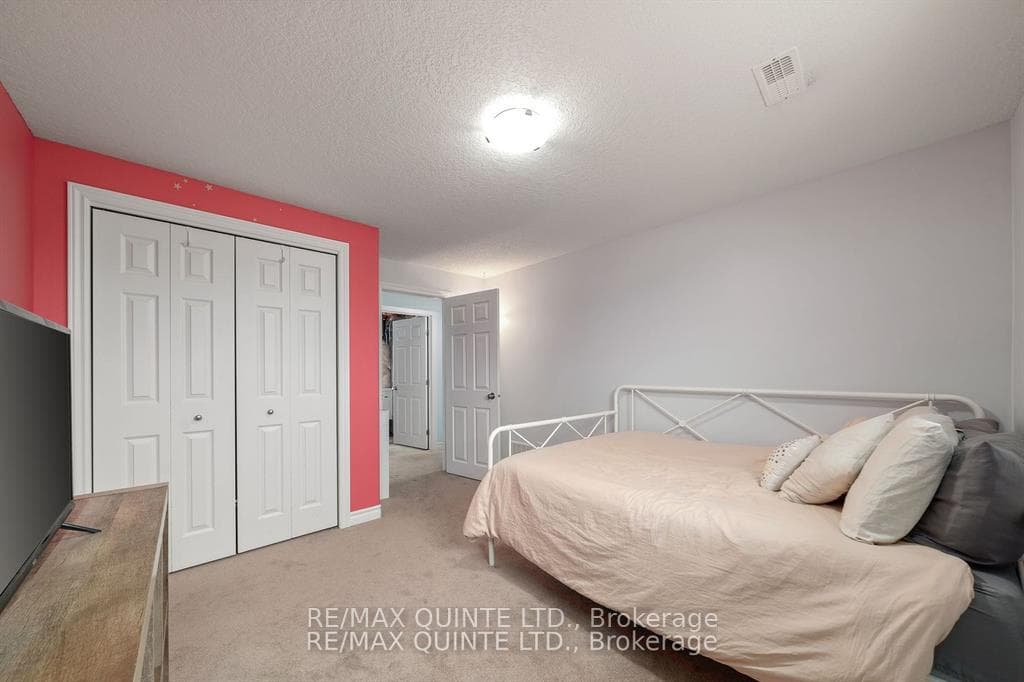 1 Ridgeview Lane photo 30