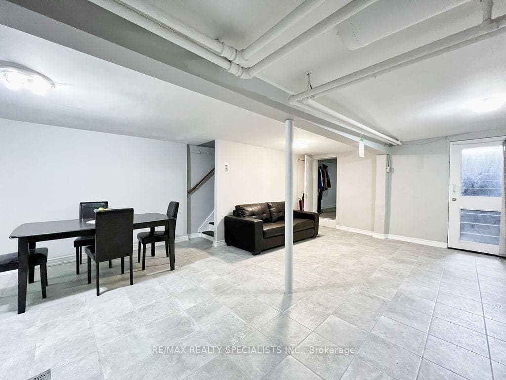 21 Foxley Street photo 7