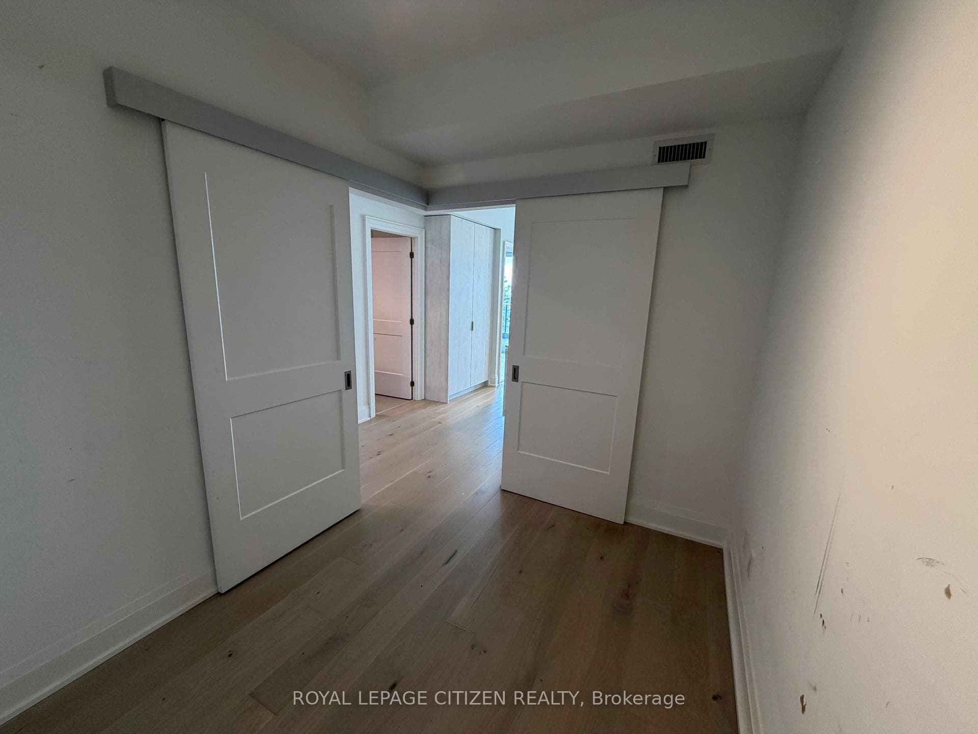 21 Park Street Unit 606 photo 15