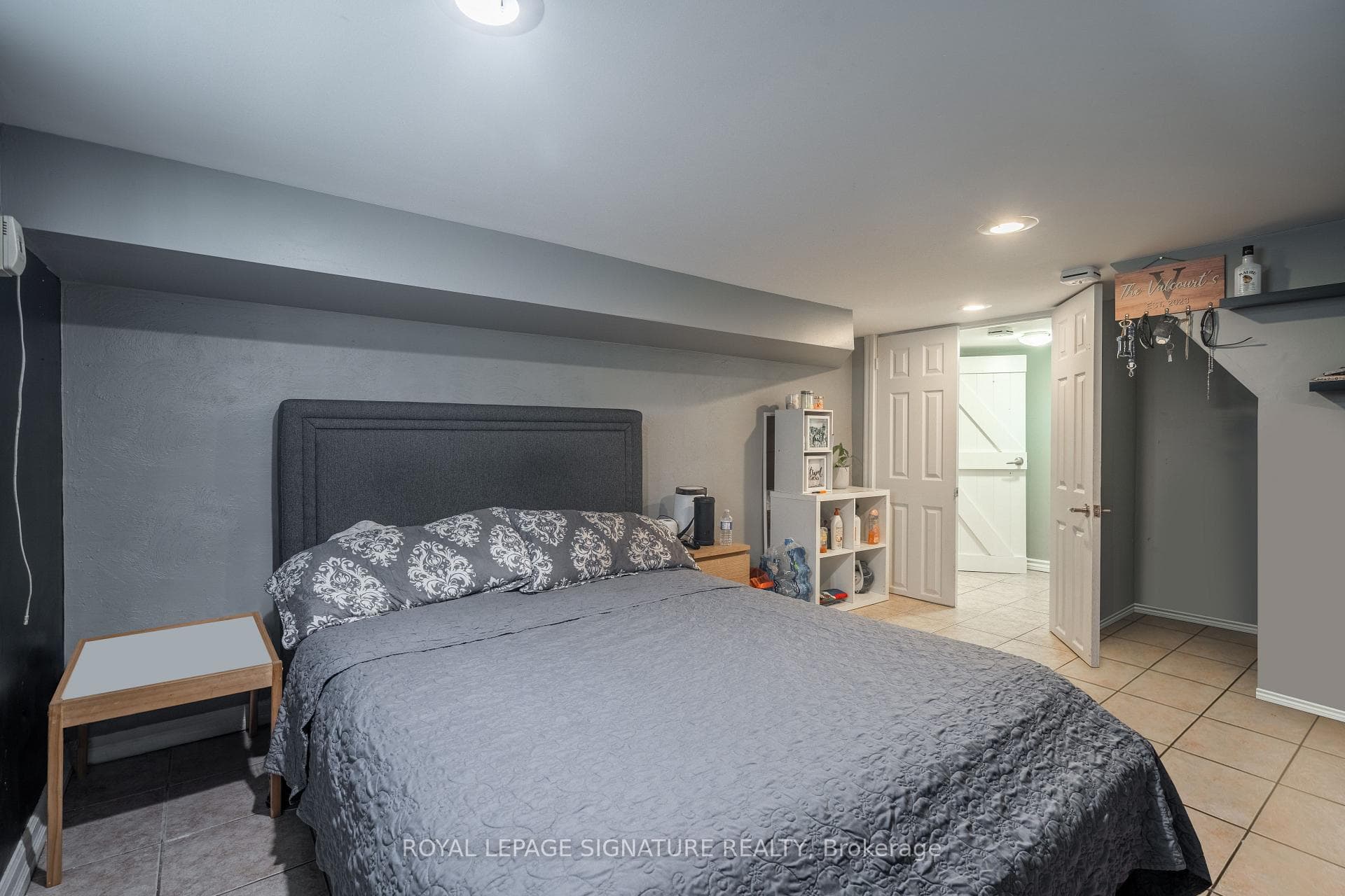 144 Weir Street photo 17