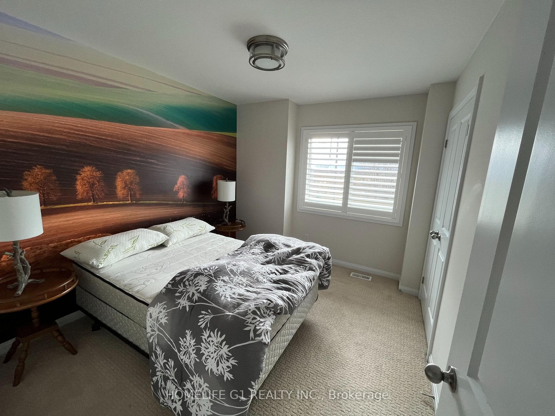 79 Eliza Avenue photo 9