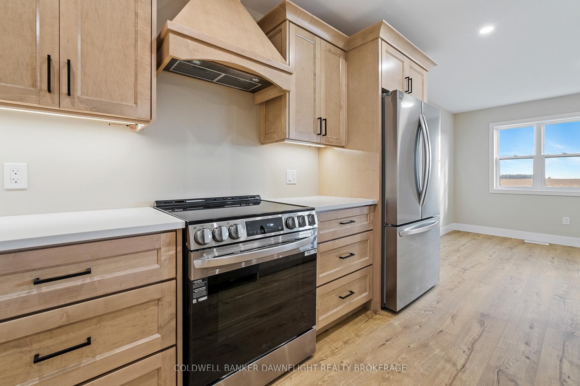 123 Victoria Avenue photo 10