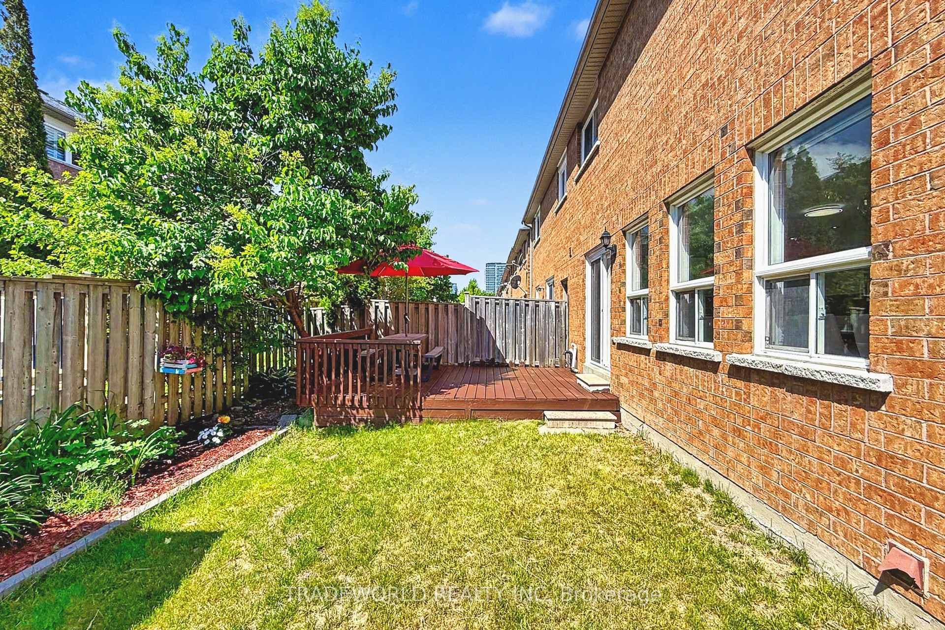 25 Bassett Avenue photo 45