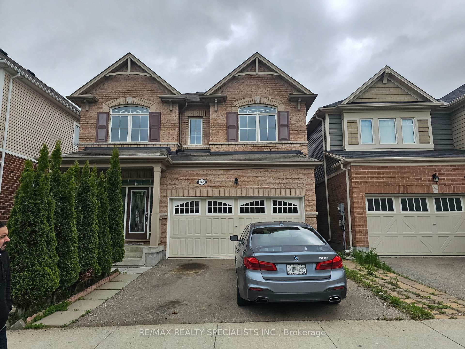 243 Seabrook Drive photo 1
