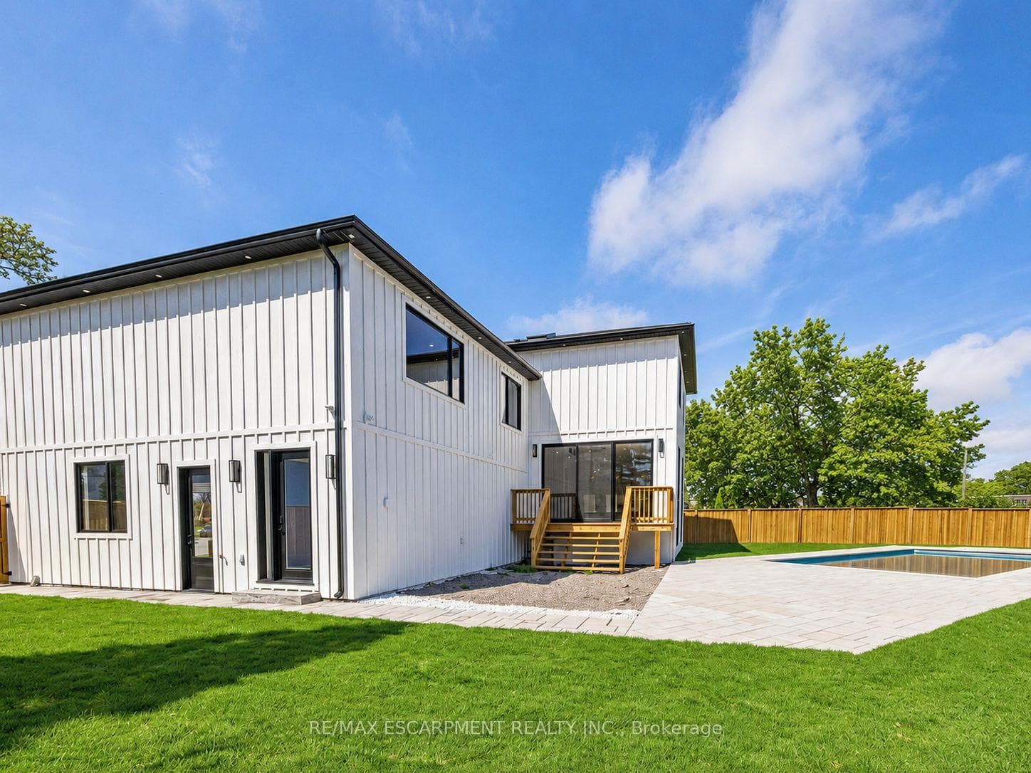 2488 Bridge Road photo 44