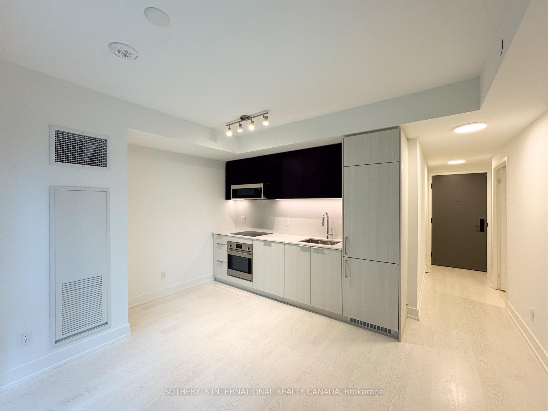 308 Jarvis Street Unit 410 photo 7