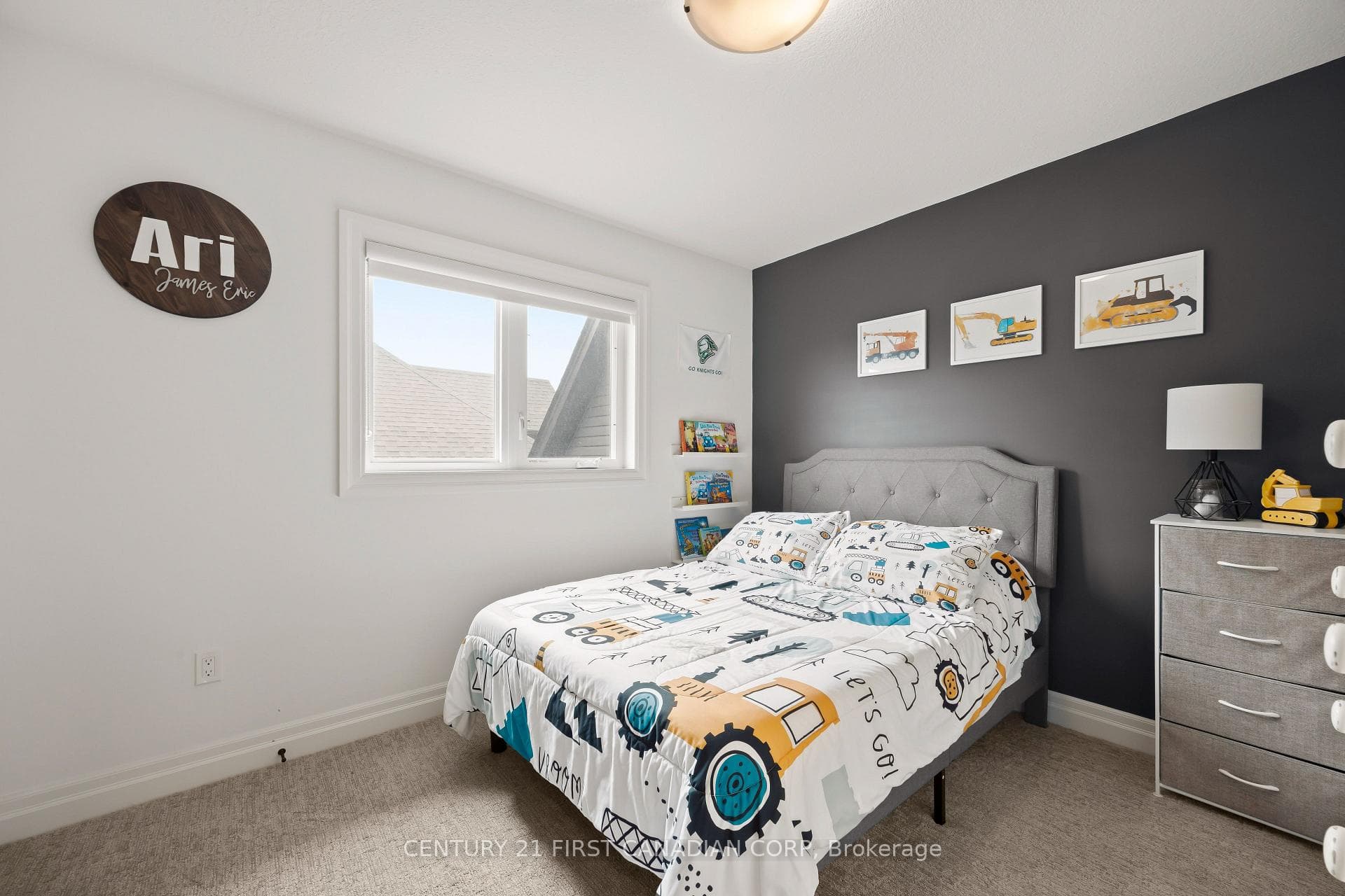 8 Oscar Davis Court photo 24
