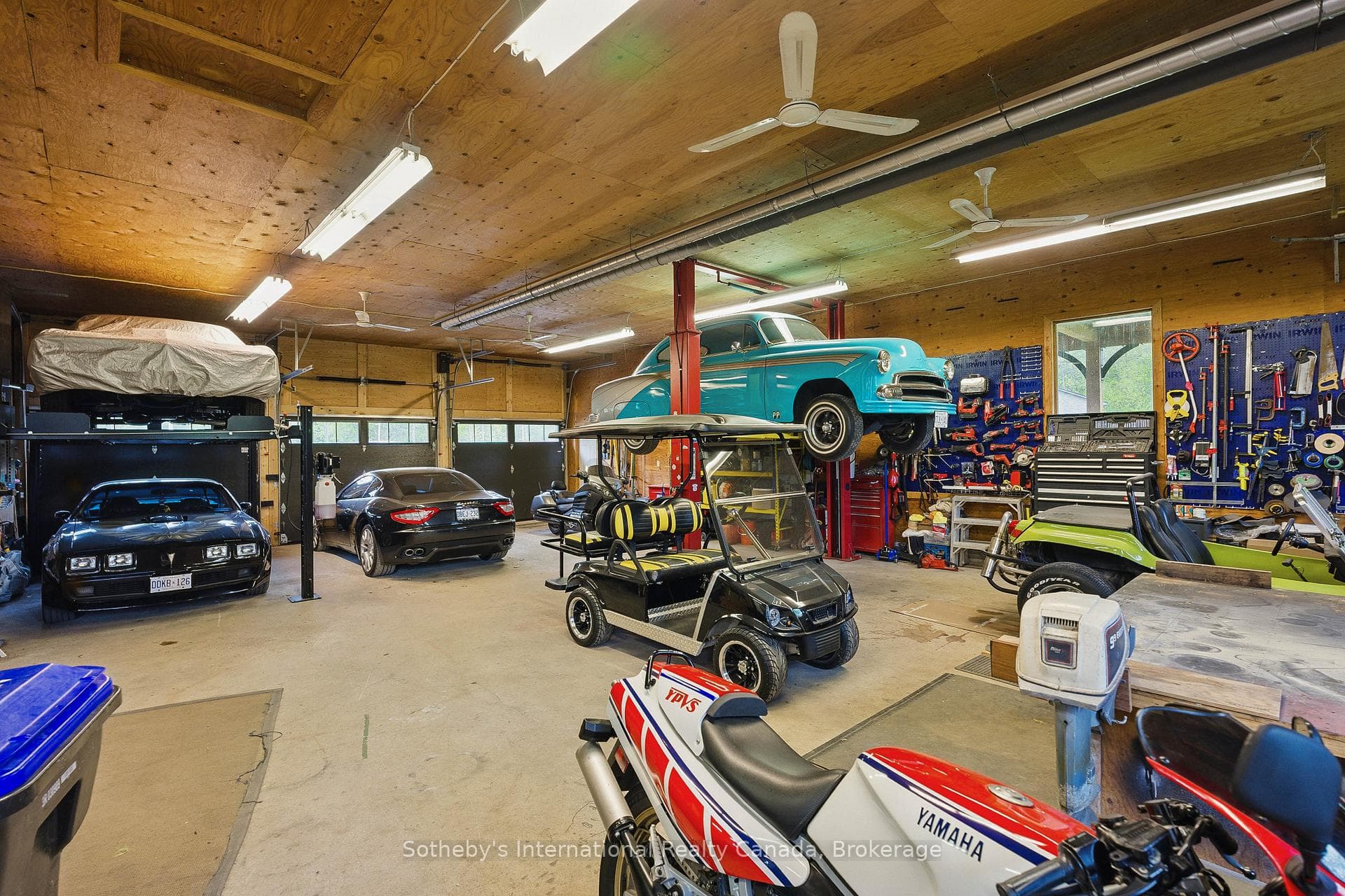 9-Bay Garage