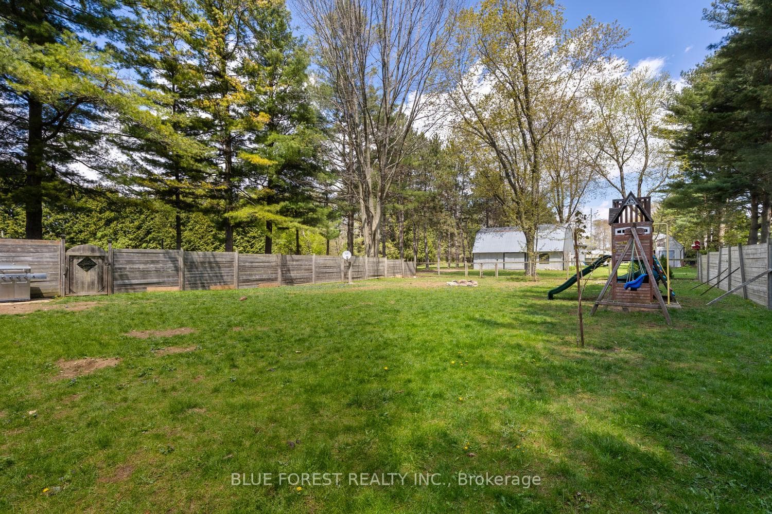 9984 Graham Road photo 42