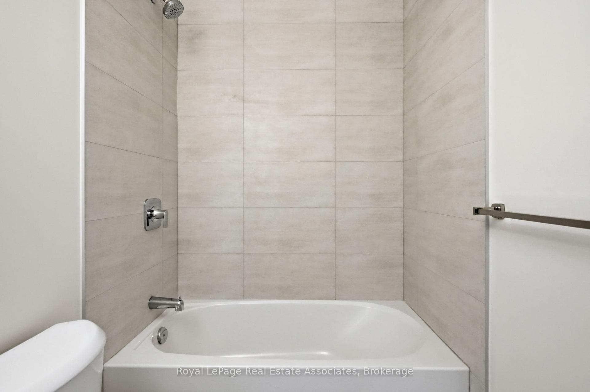 33 Erie Avenue Unit 1315 photo 23