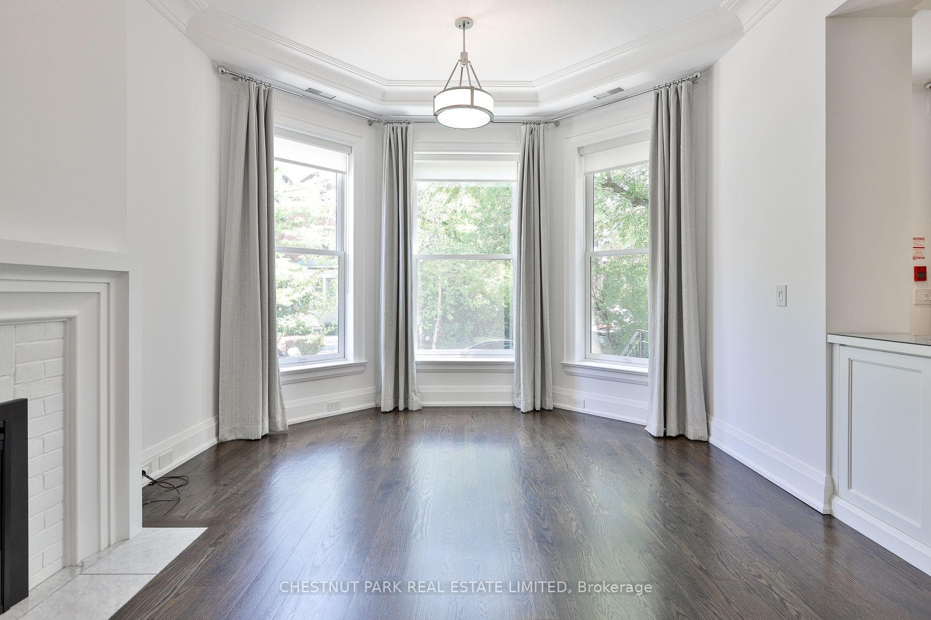 16 Scarth Road Unit 1 photo 5