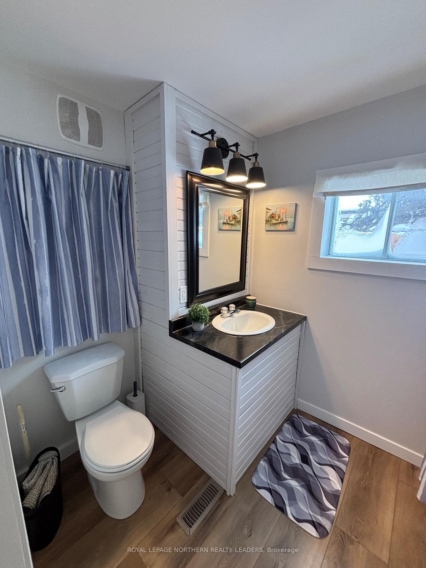 221 Fourth Avenue photo 13