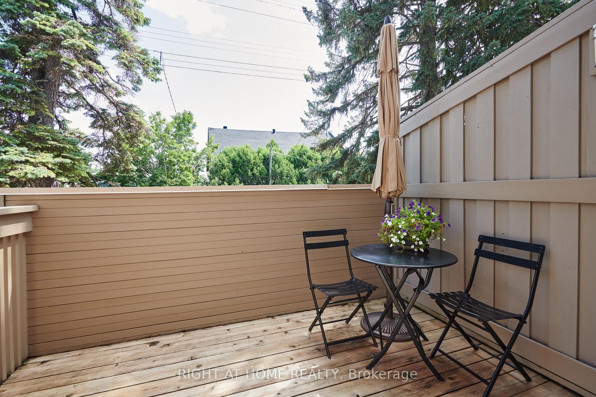 239A Sunnyside Avenue photo 13