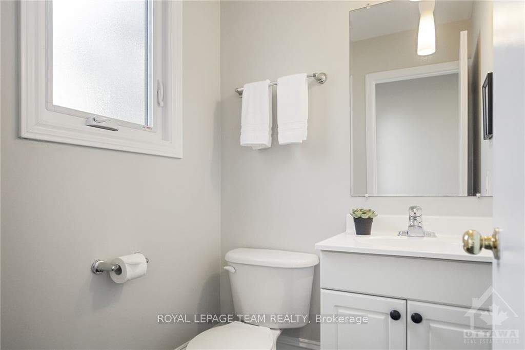 52 COSTELLO Avenue photo 12