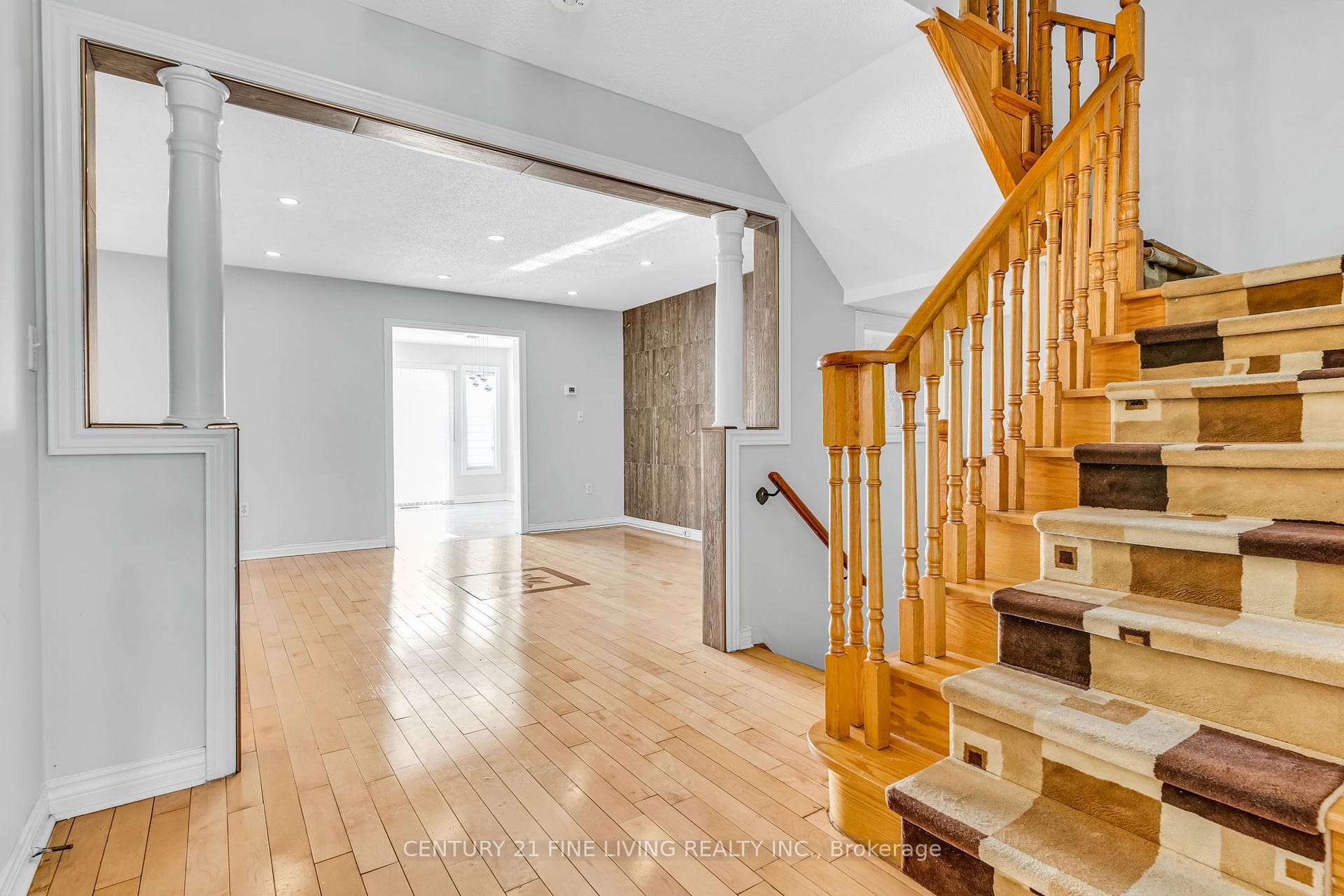 53 Pressed Brick Drive photo 3