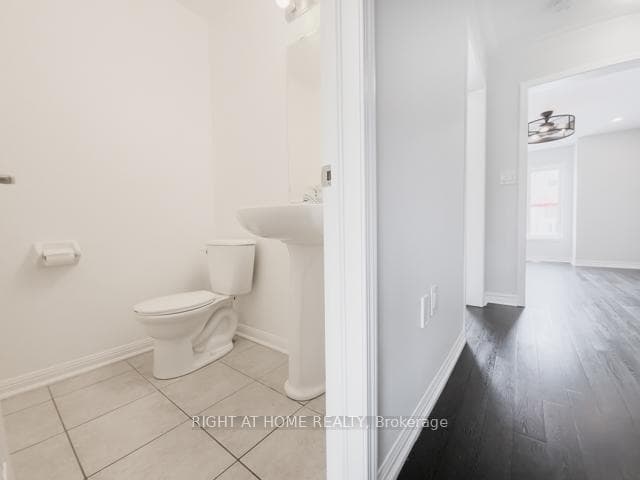 202 Magurn Gate photo 24