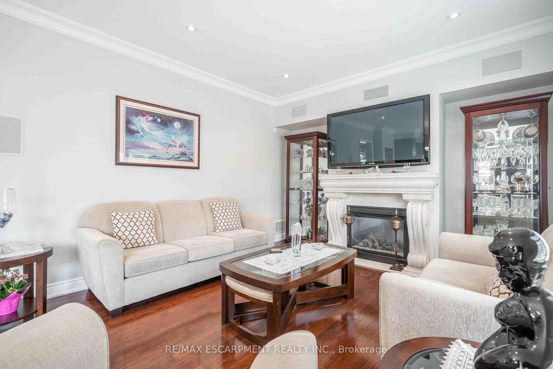 3220 SORRENTO Crescent photo 21