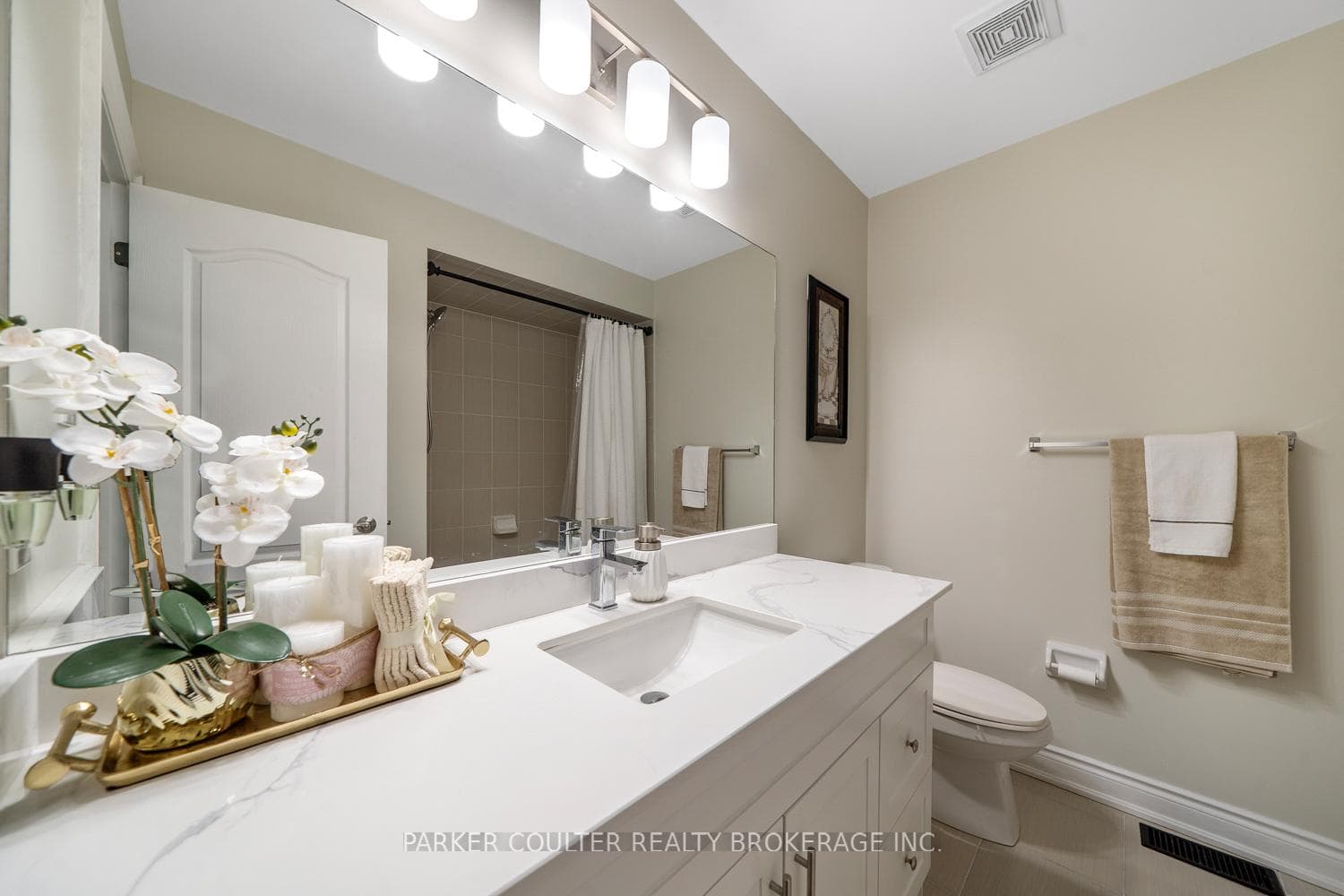 318 Miller Park Avenue photo 24