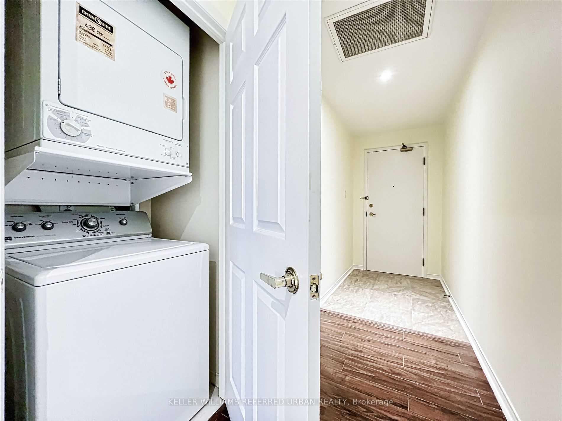 600 Eglinton Avenue Unit 406 photo 22