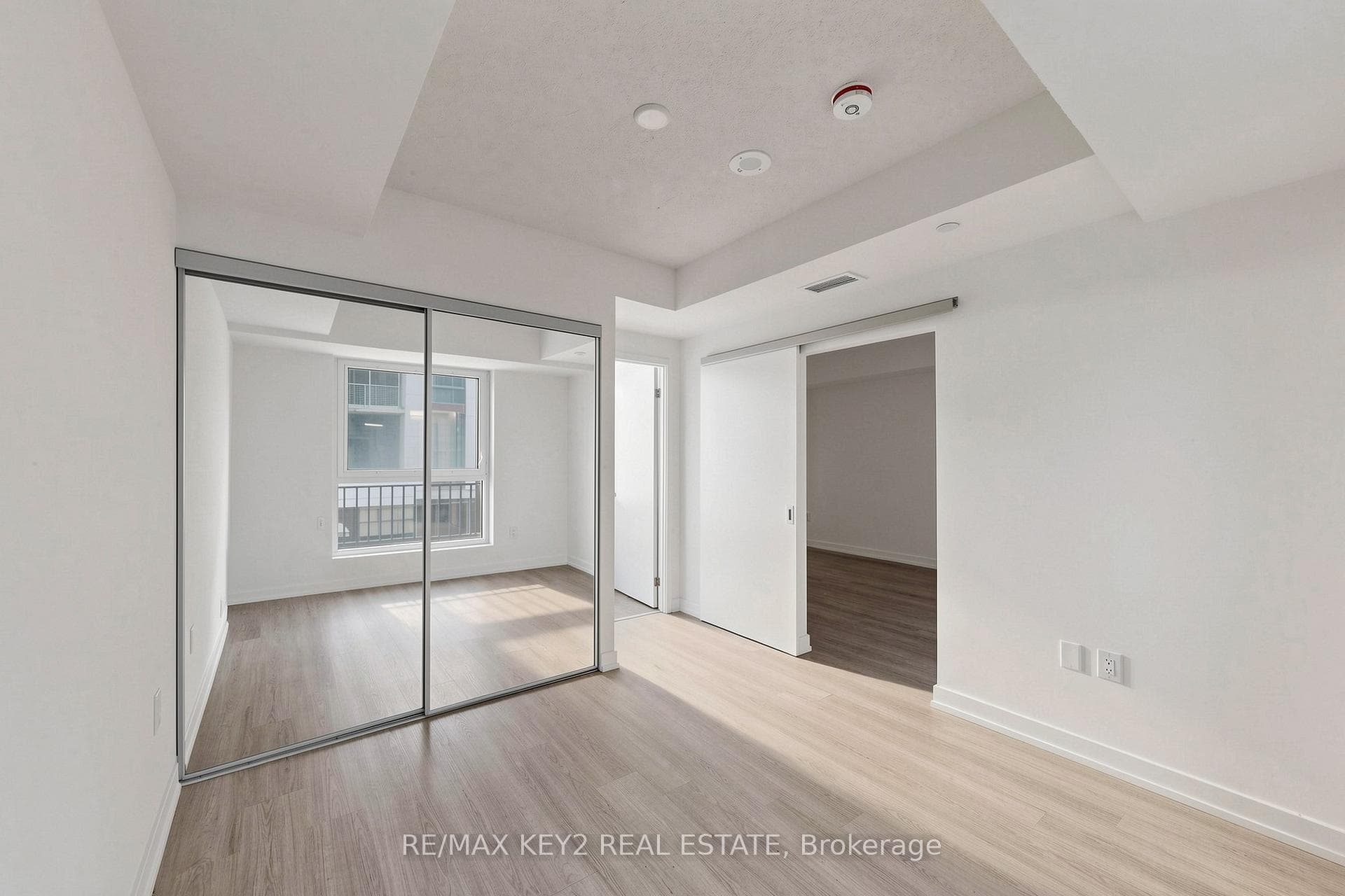 4010 Eglinton Avenue Unit 216 photo 14