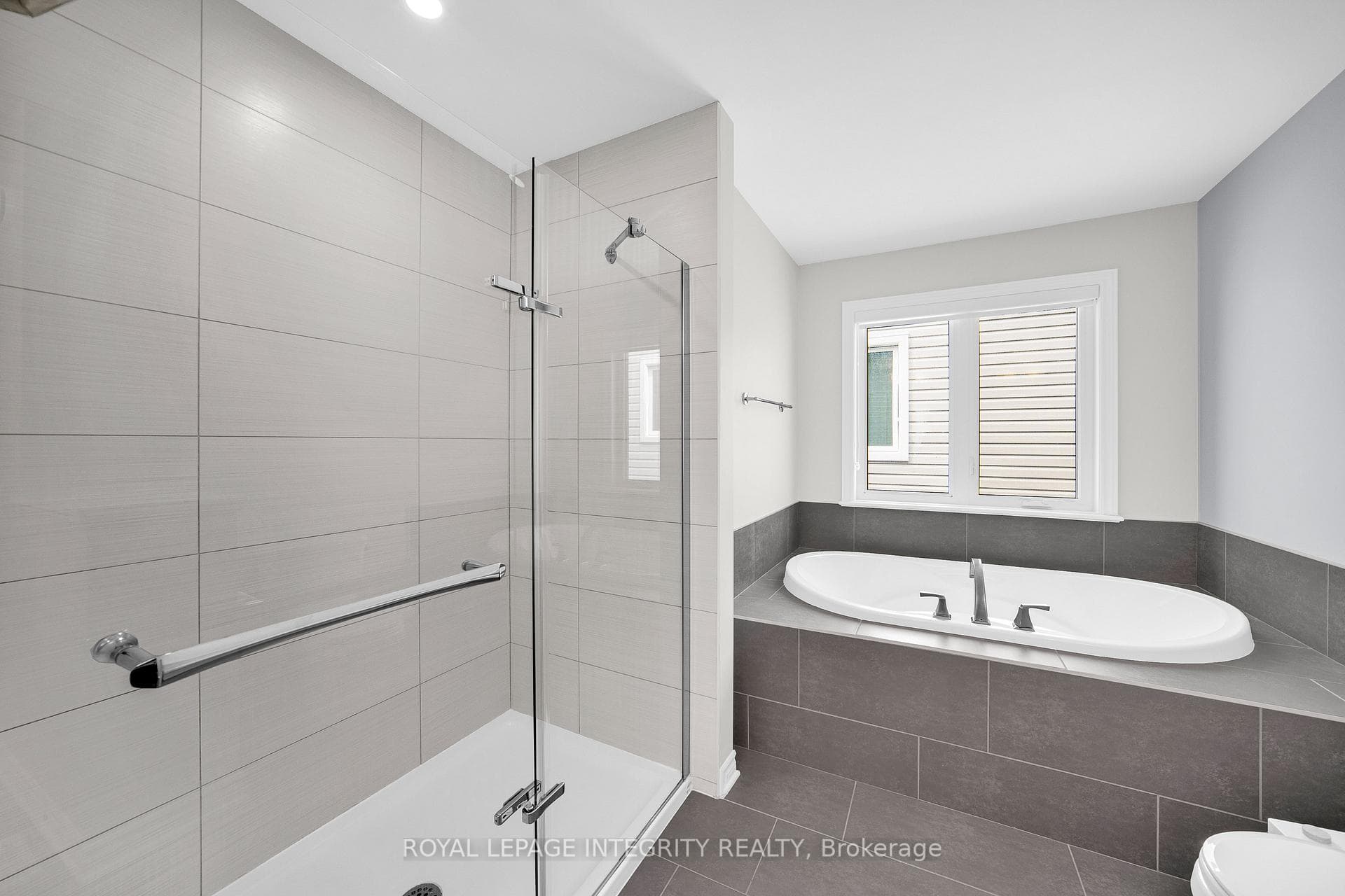 573 Egret Way photo 32
