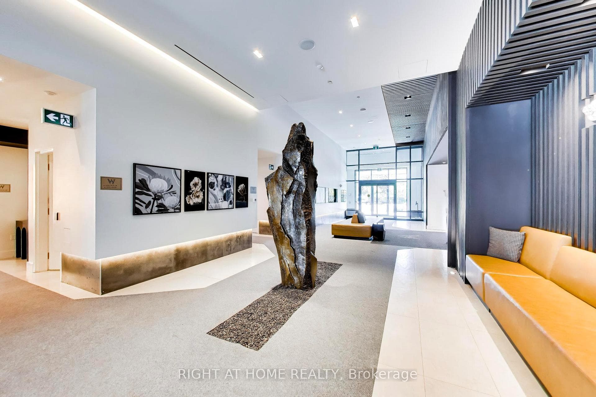 8868 Yonge Street Unit 208E photo 5