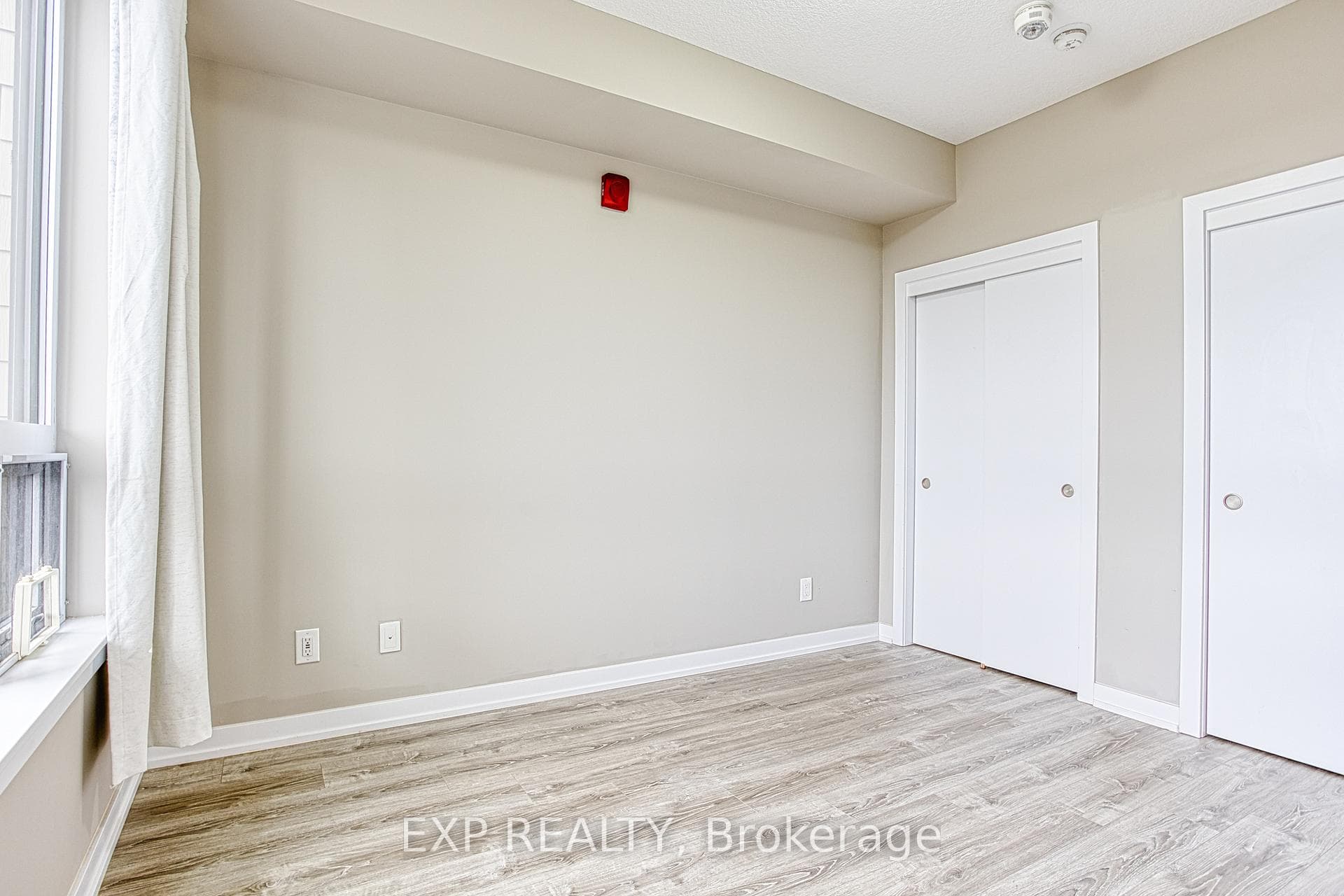 40 Esplanade Lane Unit 511 photo 12