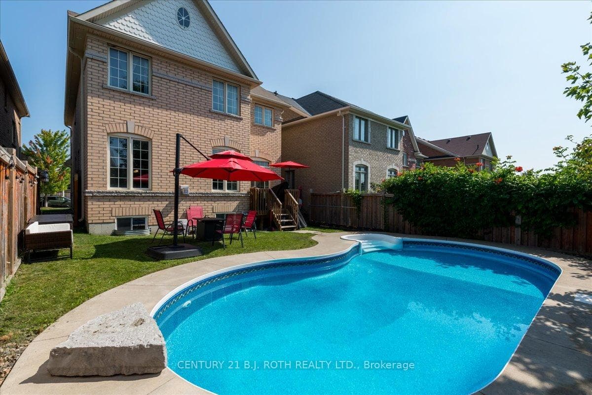 1327 Hunter Street photo 29
