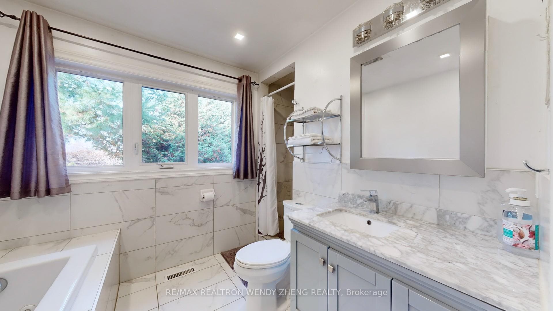 9359 Dickenson Road Unit ROOM 1 photo 12