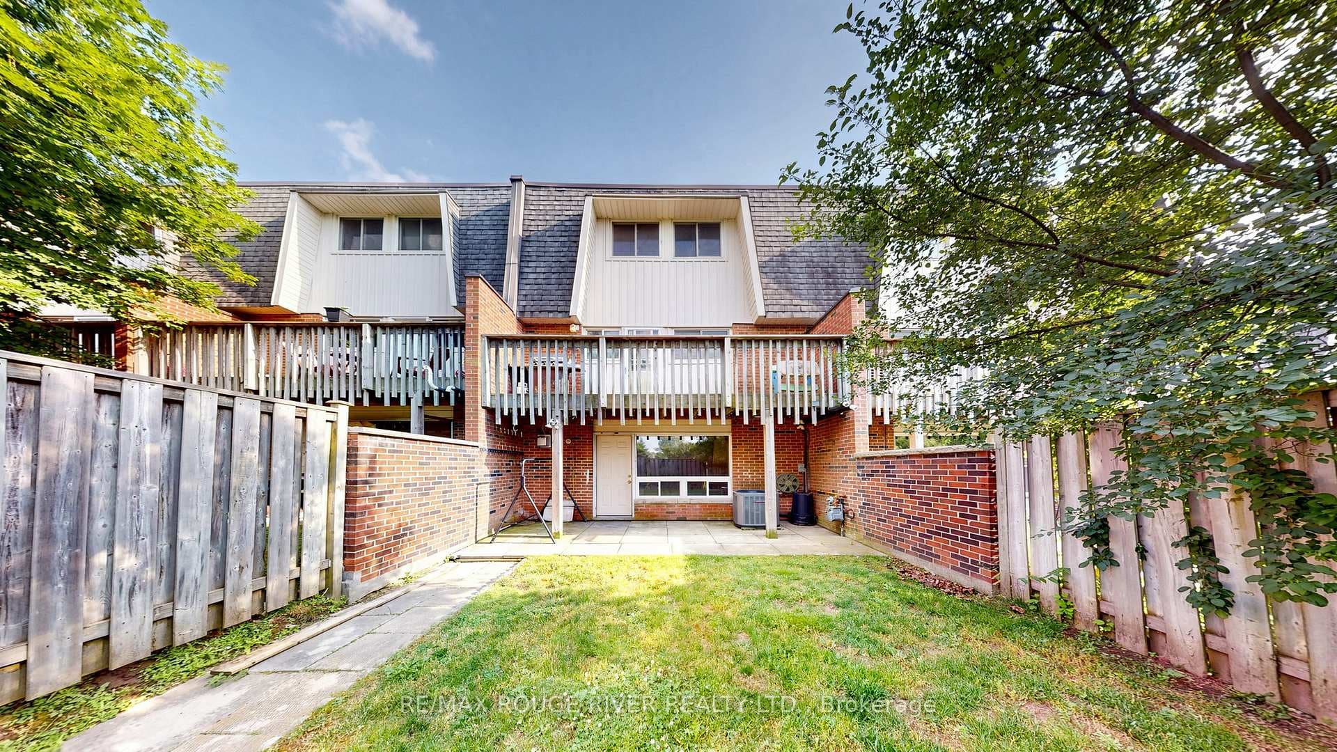 121 Deacon Lane photo 39