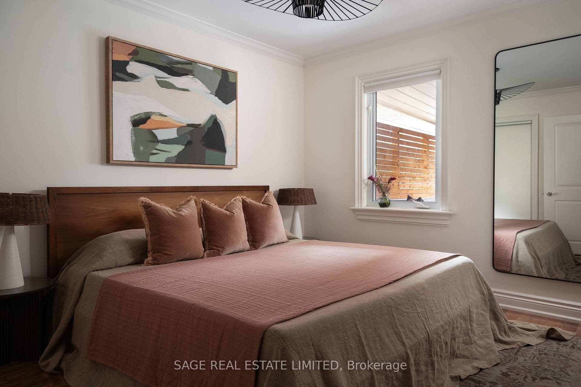 505 Caledonia Road photo 14