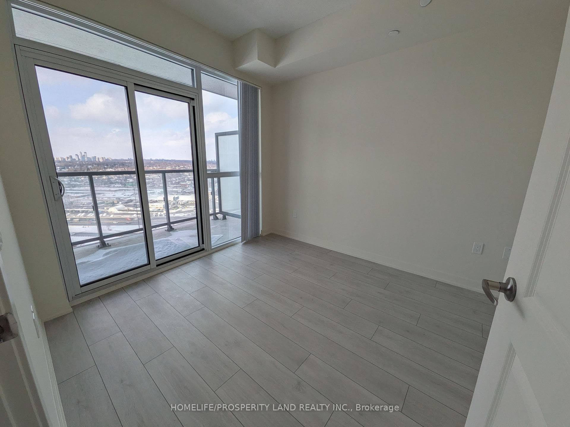 38 Annie Craig Drive Unit 2810 photo 5