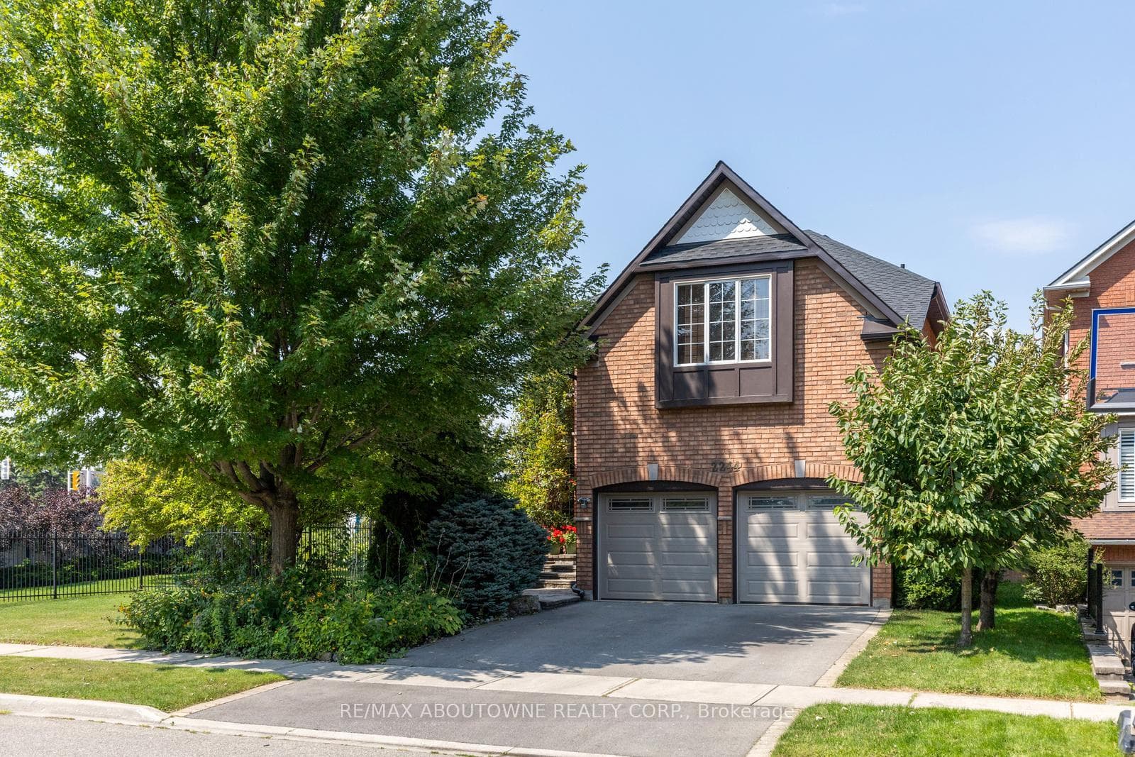 2244 Chickadee Crescent photo 4