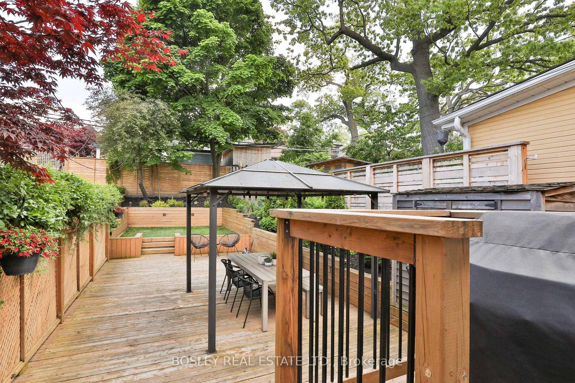 53 Woodside Avenue photo 35