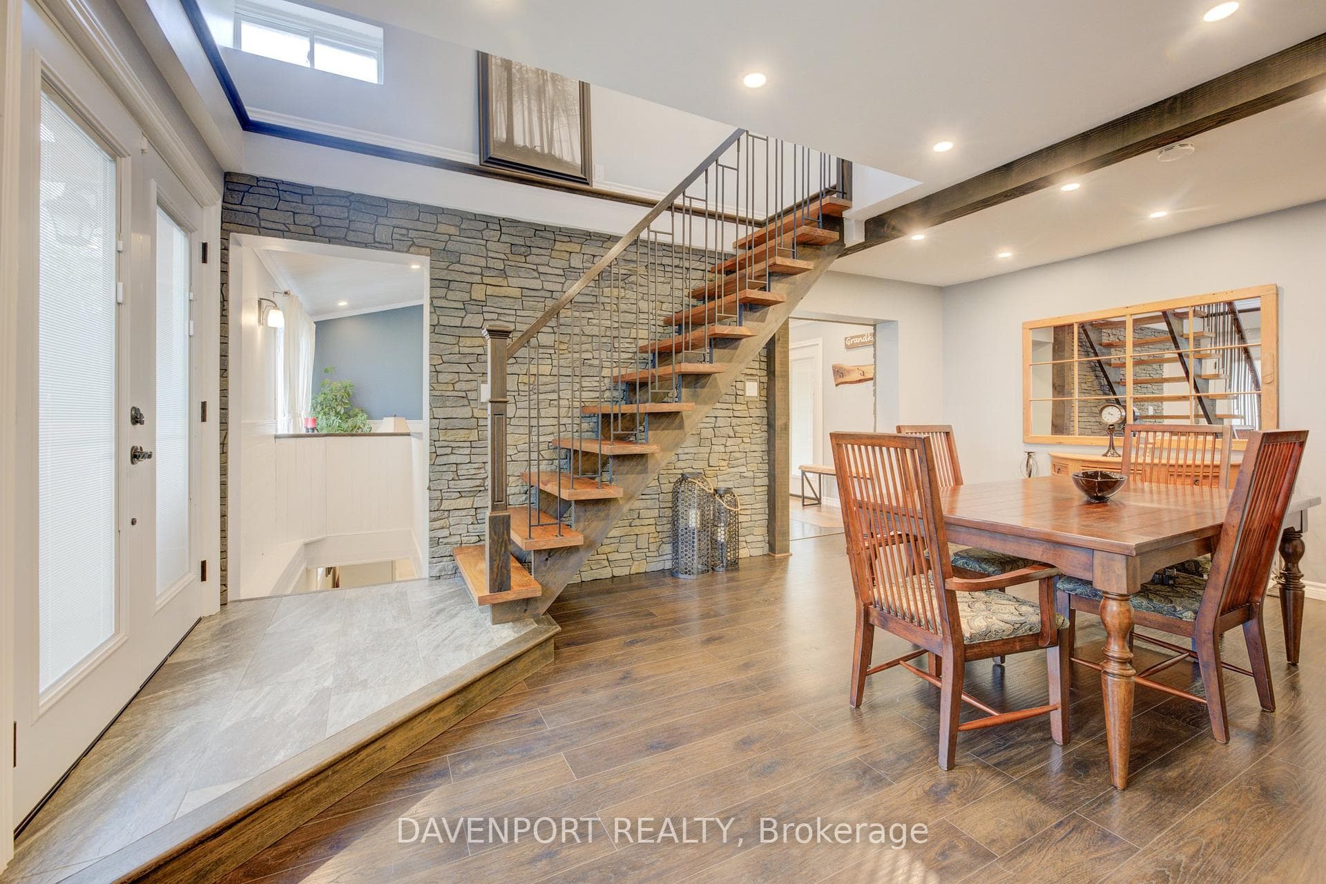 240 Egremont Street photo 9