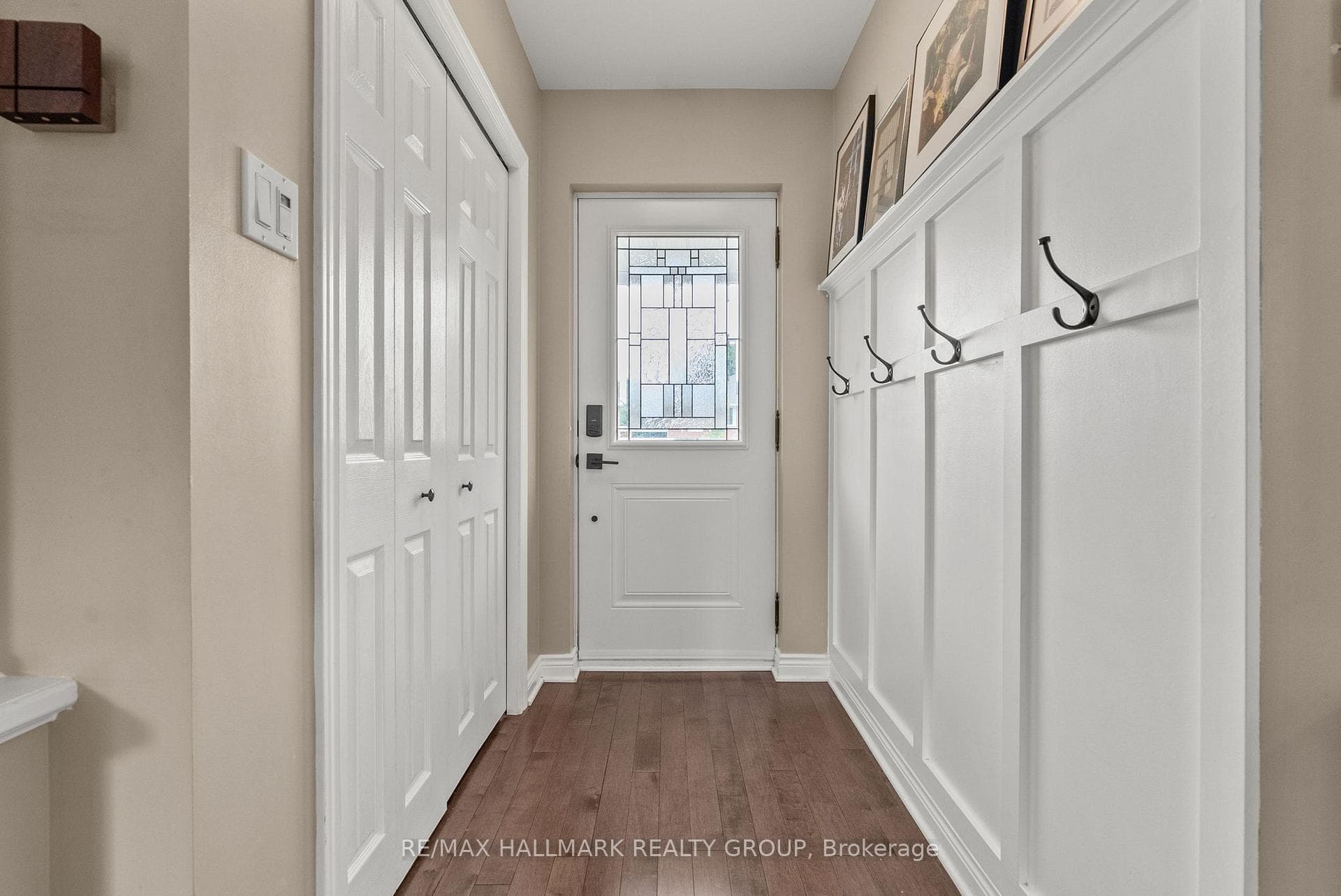 Entry with closet