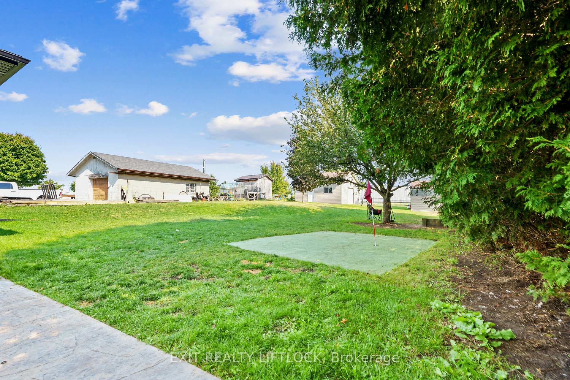 92 Alma Street photo 26