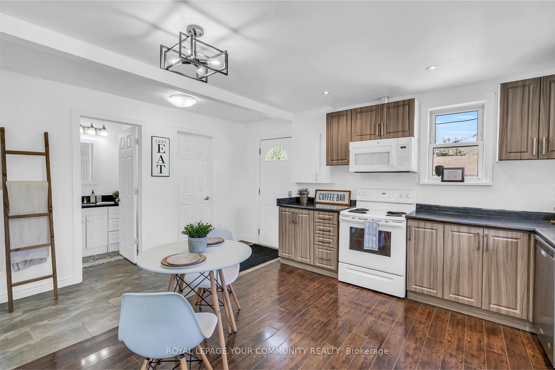 387 Adeline Drive photo 20