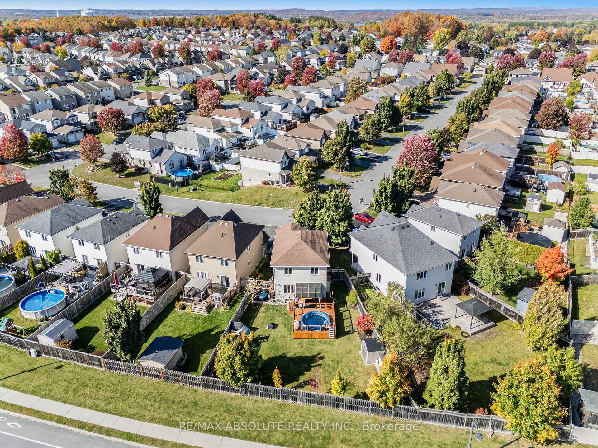 229 Mica Crescent photo 37