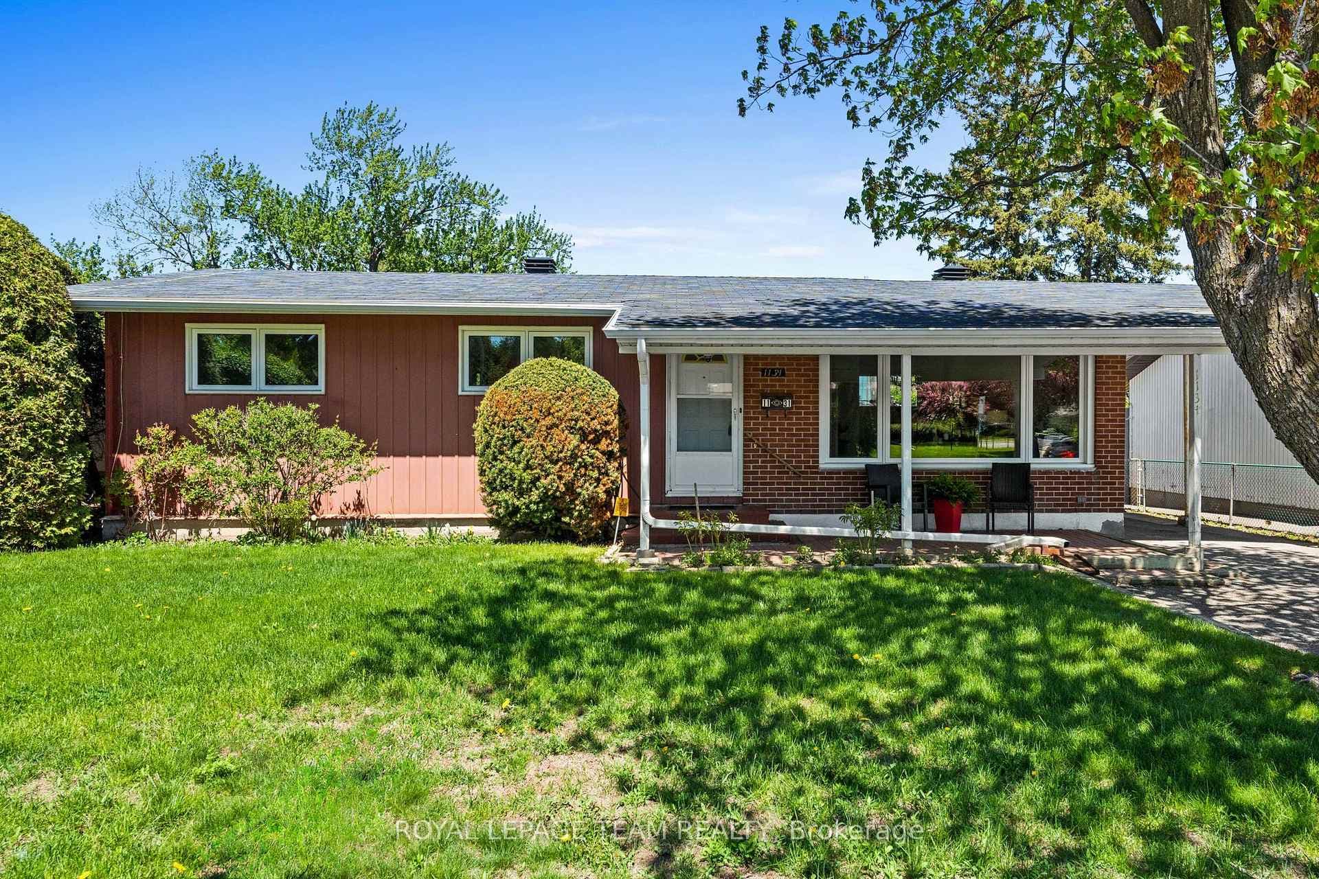 1131 Deer Park Road photo 1