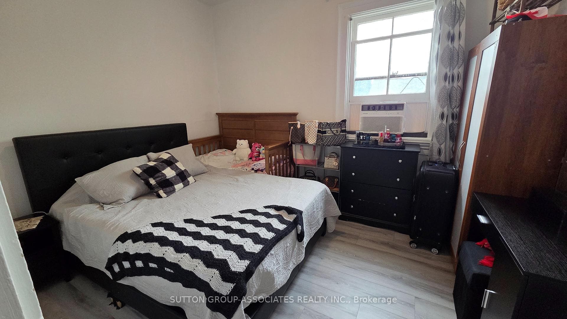65 Holland Street Unit 3 photo 7